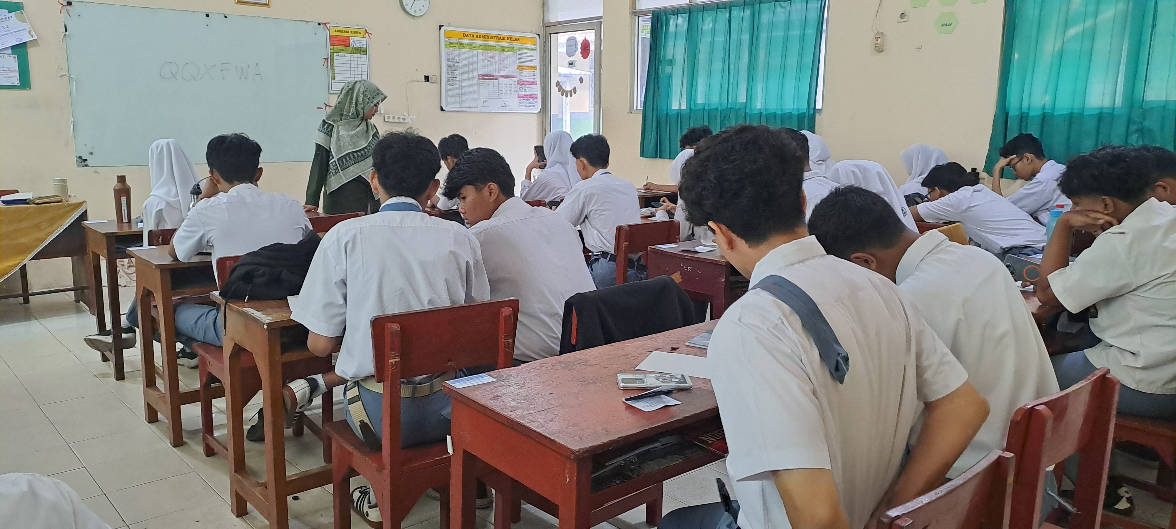 Belajar di Kelas